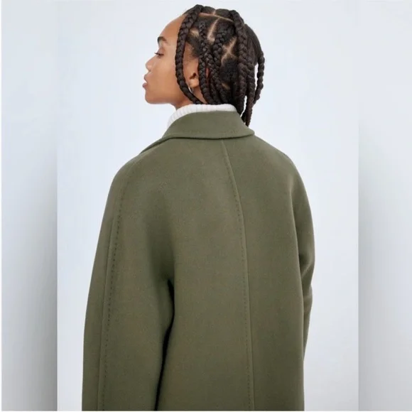Aritzia The Slouch Coat - Picture 6 of 7